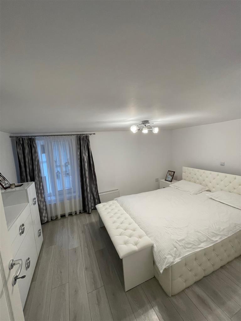 Apartament pe 2 nivele Ultracentral