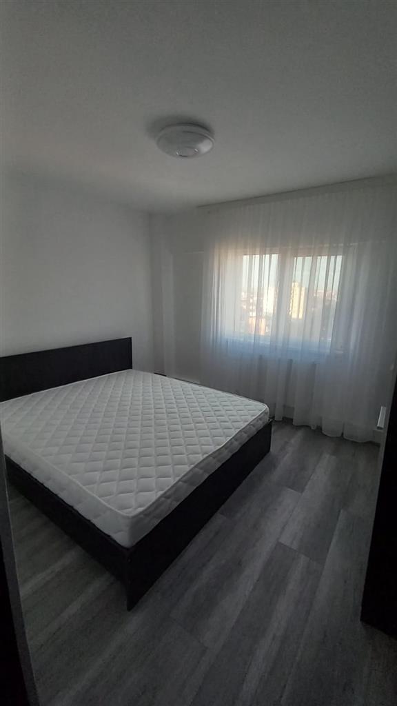 De inchiriat: Apartament cu 2 camere in zona Careiului