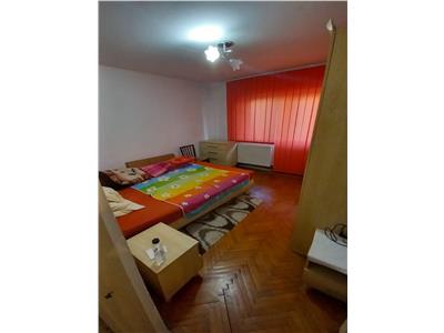 De inchiriat: Apartament cu 2 camere in Carpati 2