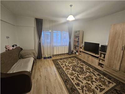 Apartament 2 camere decomandat de vanzare in Satu Mare  Micro 15, 56 mp, Izolat Extern, Partial Mobilat