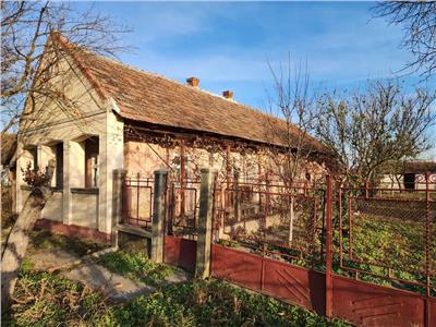 Casa de vanzare in Boghis